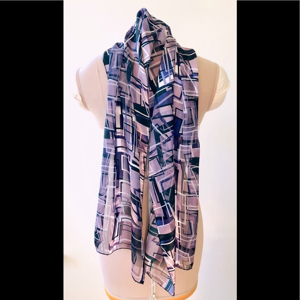 NWT sheer woven Geo print purple& black & White scarf